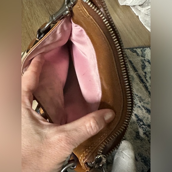 Authentic Coach Crossbody Bag - Picture 4 of 6